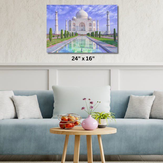 Masjid  Stretched Canvas Taj Mahal at morning light with reflection in water