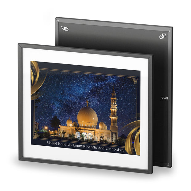 Masjid Keuchik Leumik Banda Aceh, Indonesia, Framed Masjid Picture